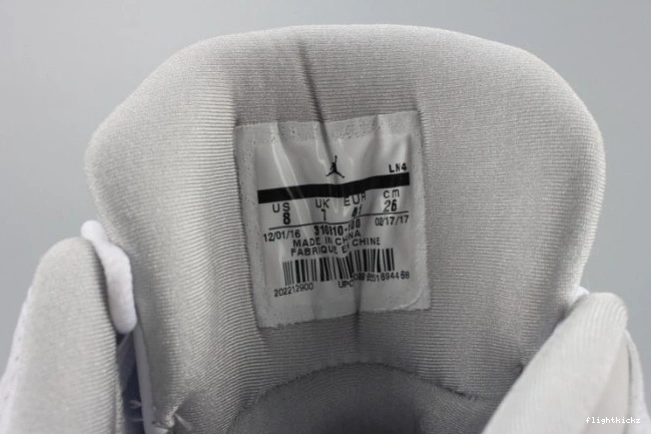 LowPure white Jordan 13 Money 310810-100 Air mens 1205